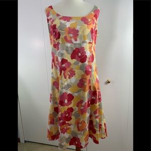 The Villager 10 sleeveless dress floral scoop neck